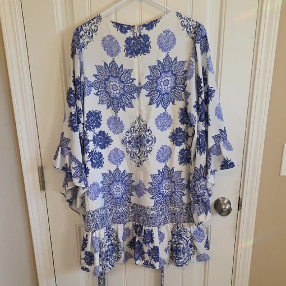 Betsey Johnson Blue and White Floral V-Neck Mini Dress - Picture 3 of 4
